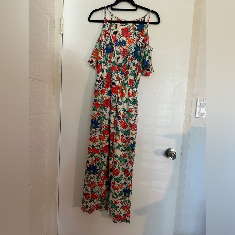 Fraiche by J cold shoulder flutter sleeve multi color dress